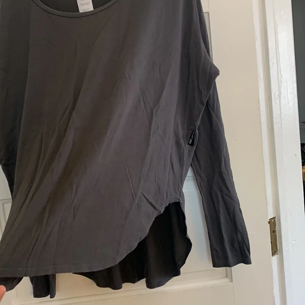 Free Label Duggan Long Sleeve in Storm - Picture 8 of 10